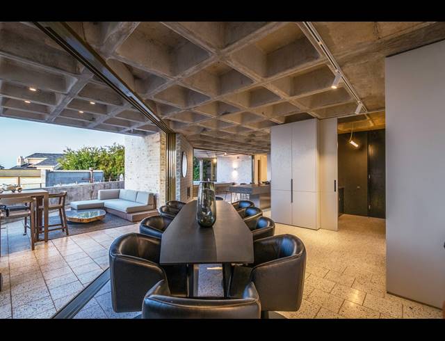 3 BEDROOM APARTMENT RENTED IN SEA POINT